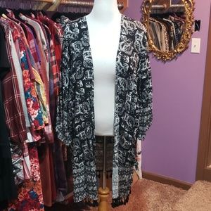Merona Black & White Elephant Kimono XL/XXL